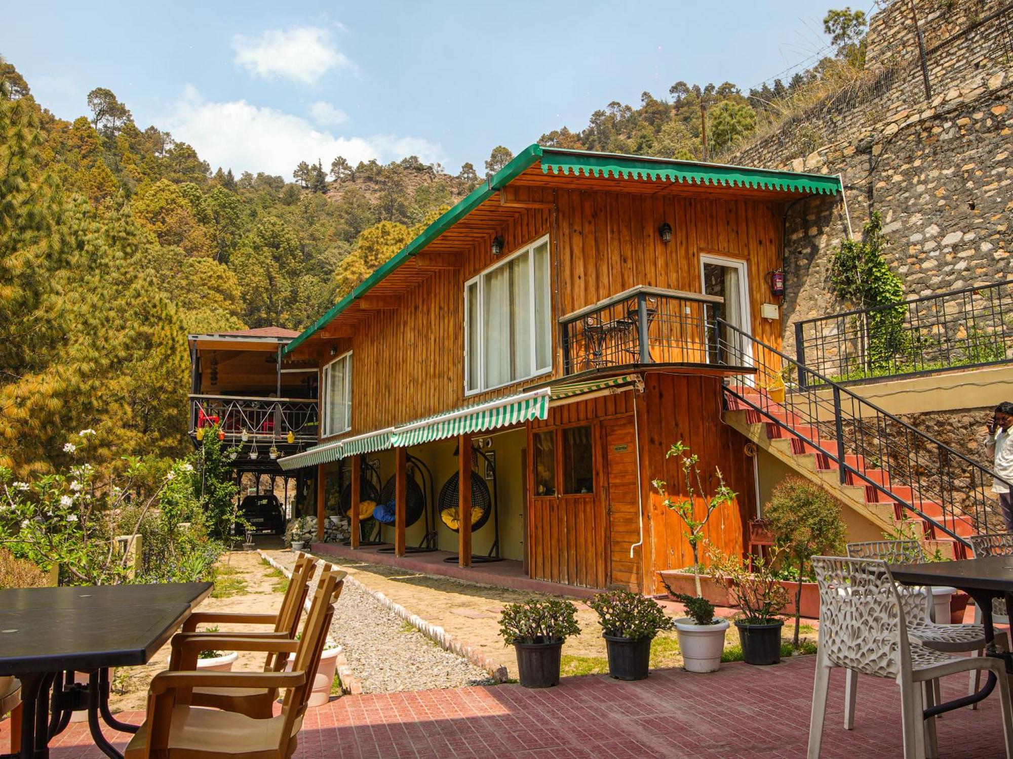 Thehimalayanliving Whistling Pines Otel Mukteshwar Dış mekan fotoğraf