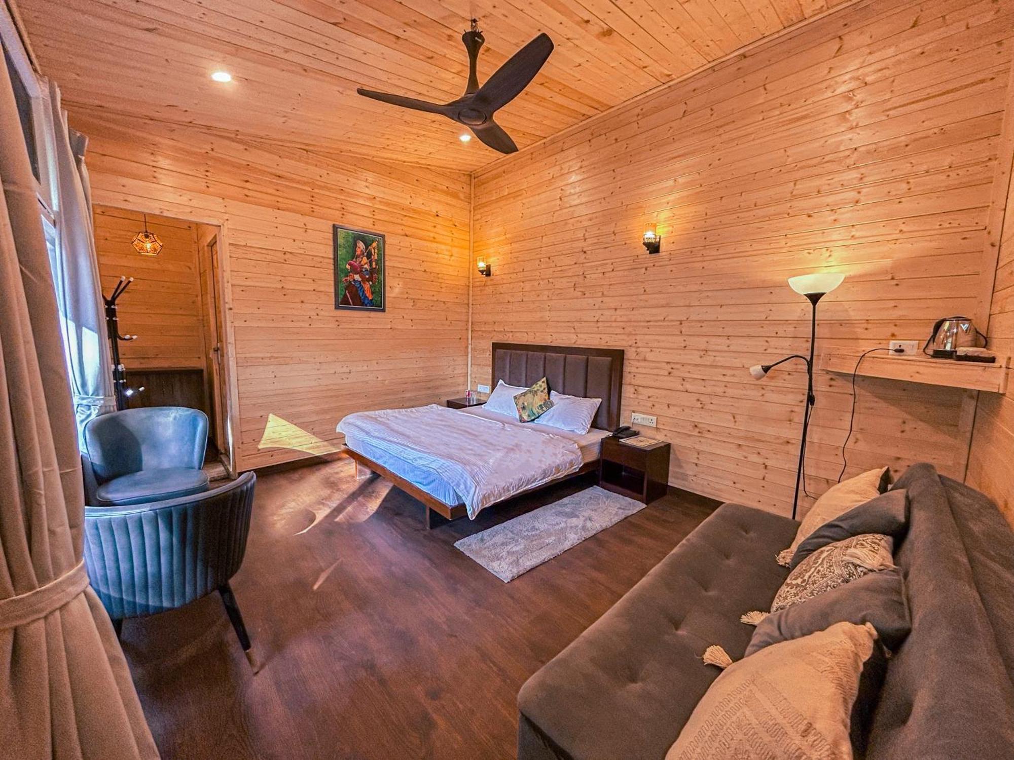 Thehimalayanliving Whistling Pines Otel Mukteshwar Dış mekan fotoğraf