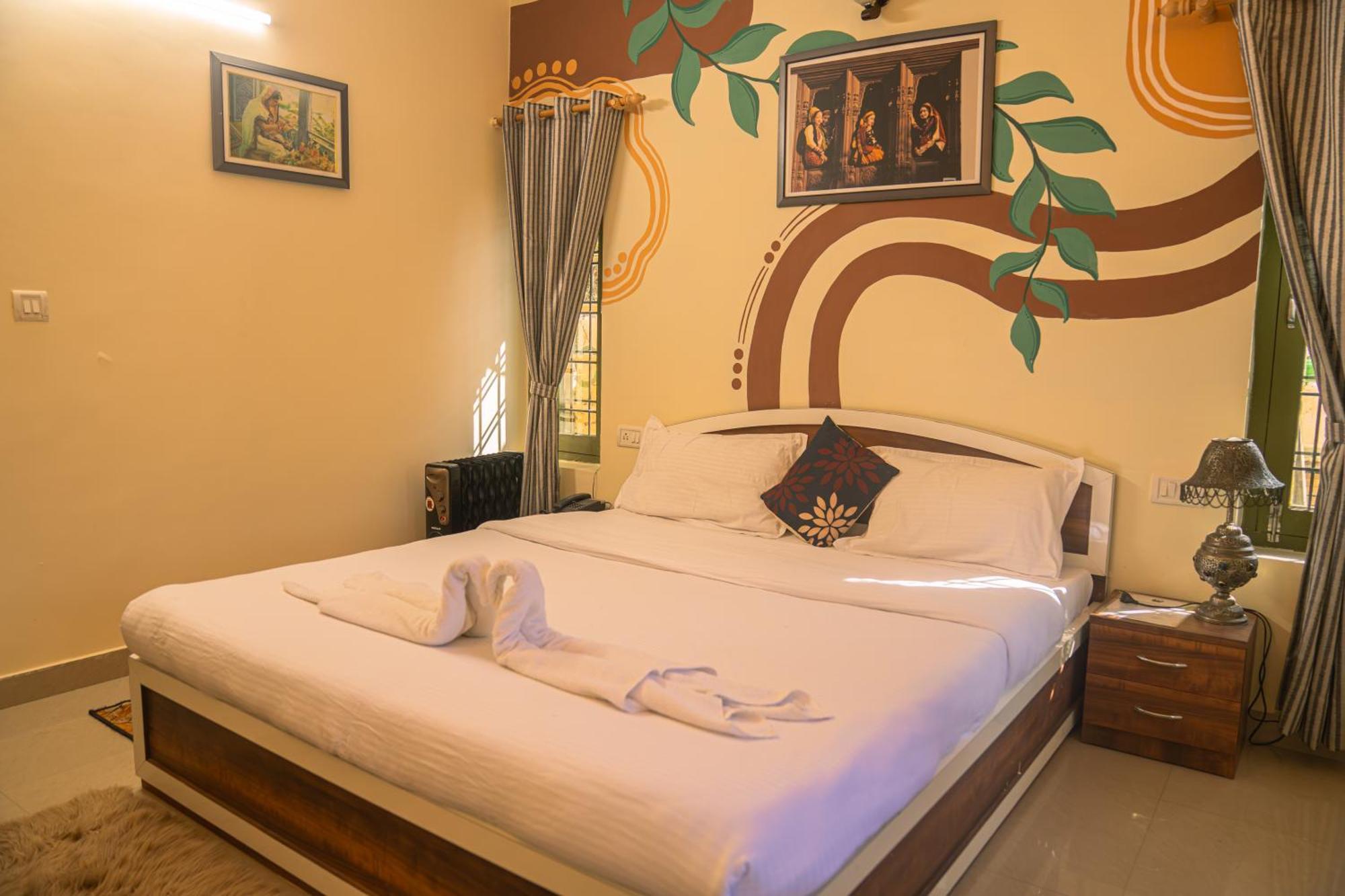 Thehimalayanliving Whistling Pines Otel Mukteshwar Dış mekan fotoğraf